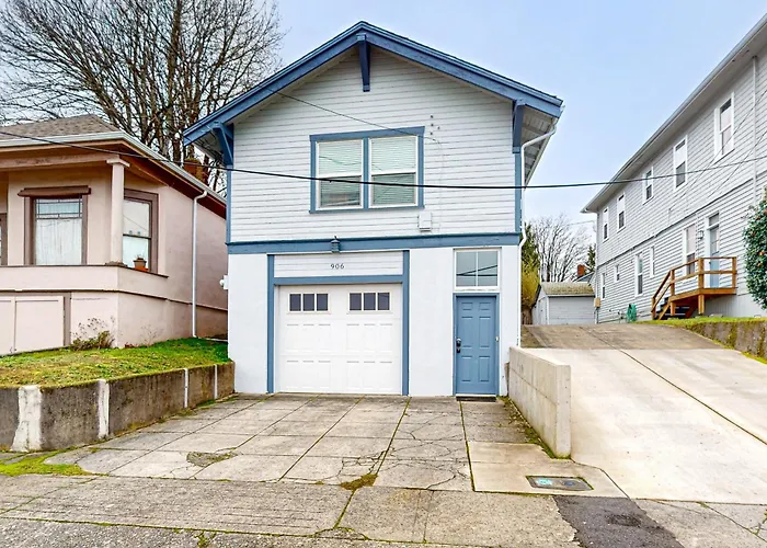 West Bremerton Cozy Home